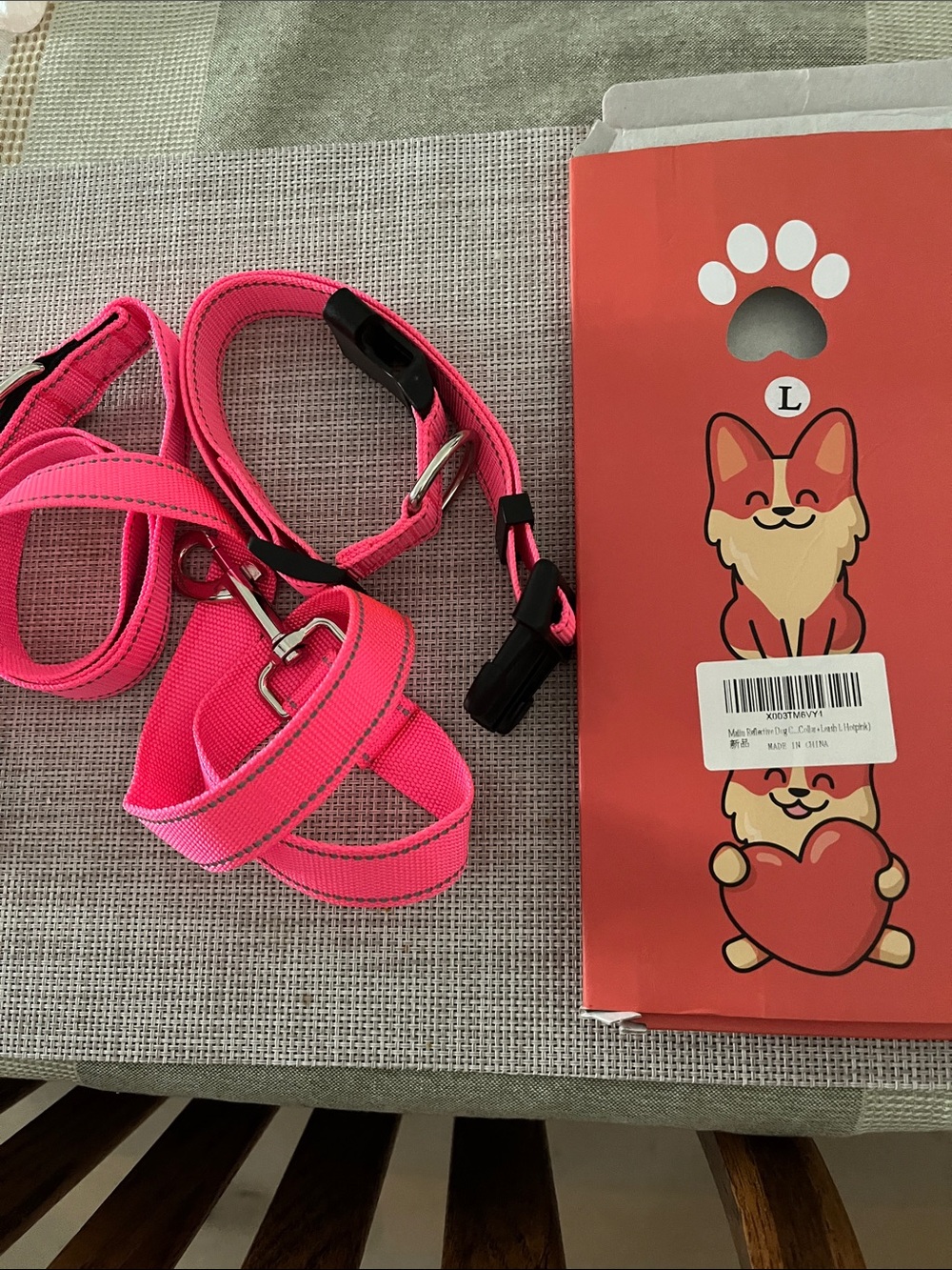 Dog collar and leash set